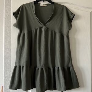 Green short sleeved babydoll dress